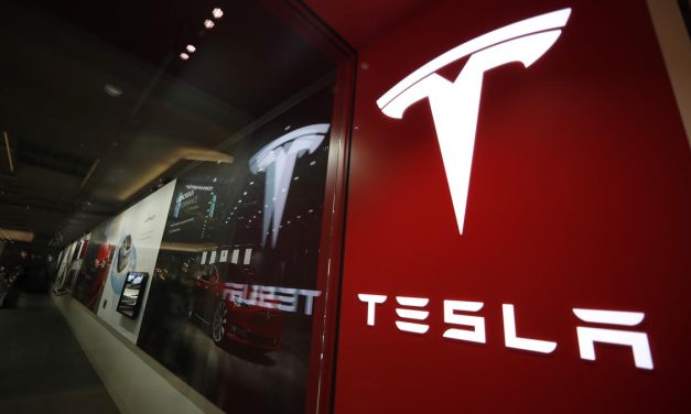 US Regulators Investigate Seat Belt Issues in Tesla Model X SUVs