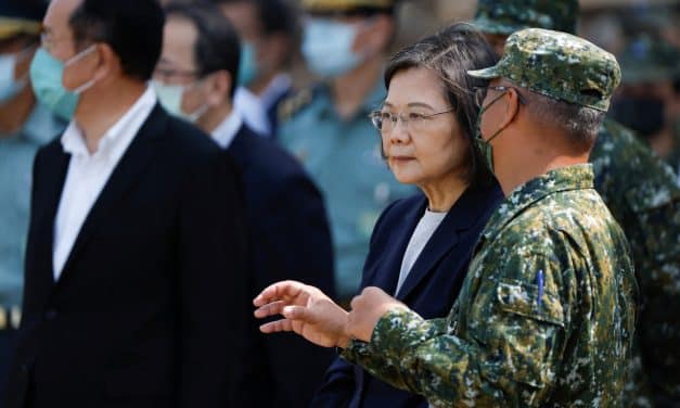 China Threatens Retaliation if US House Speaker Meets Taiwan President During Transit
